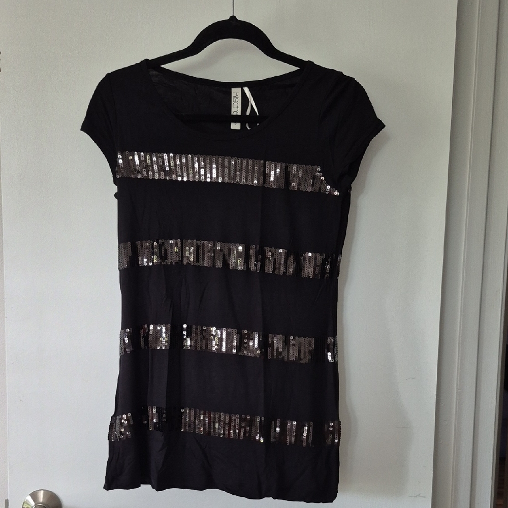 Kische Black Sequin Short Sleeve Top